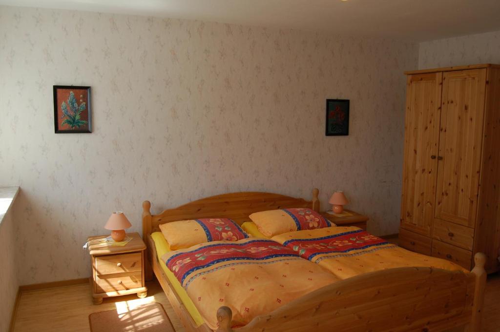 Weingut Klein-Goetz Hotel Bruttig-Fankel Værelse billede